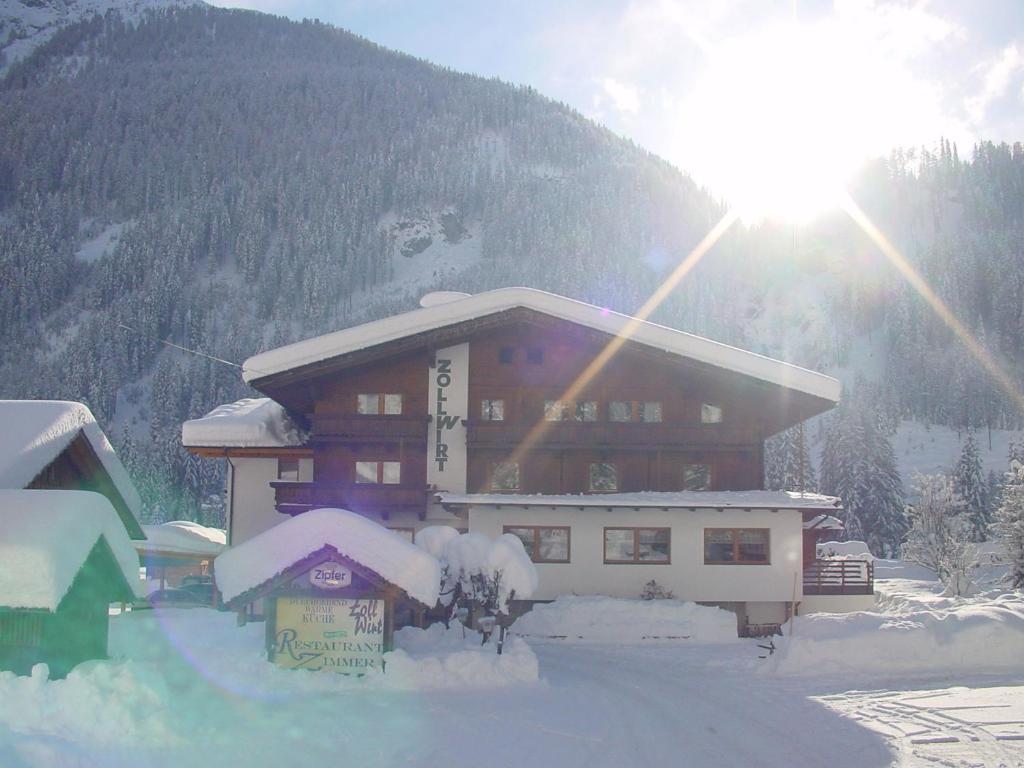 Alpengasthof Zollwirt ザンクト・ヤーコプ・イン・デフェルエッゲン エクステリア 写真